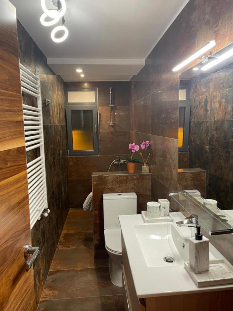 Piso De Dos Dormitorios Con Reforma De Diseno Сан-Фаліу-да-Ґішулс Екстер'єр фото